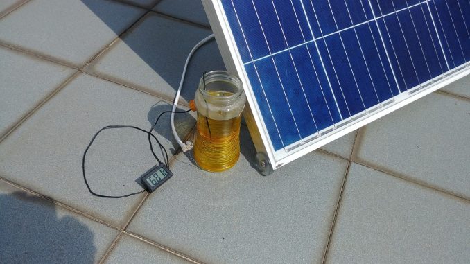A minimal solar electric cooking setup - Image: Siu Cheung MOK